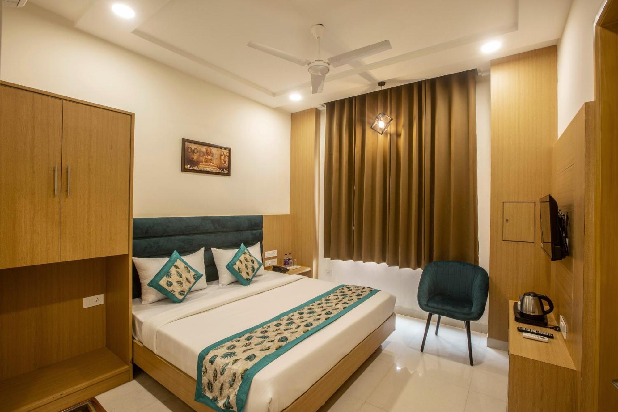 Hotel Prithvi Palace Igi Airport Delhi 뉴델리 외부 사진