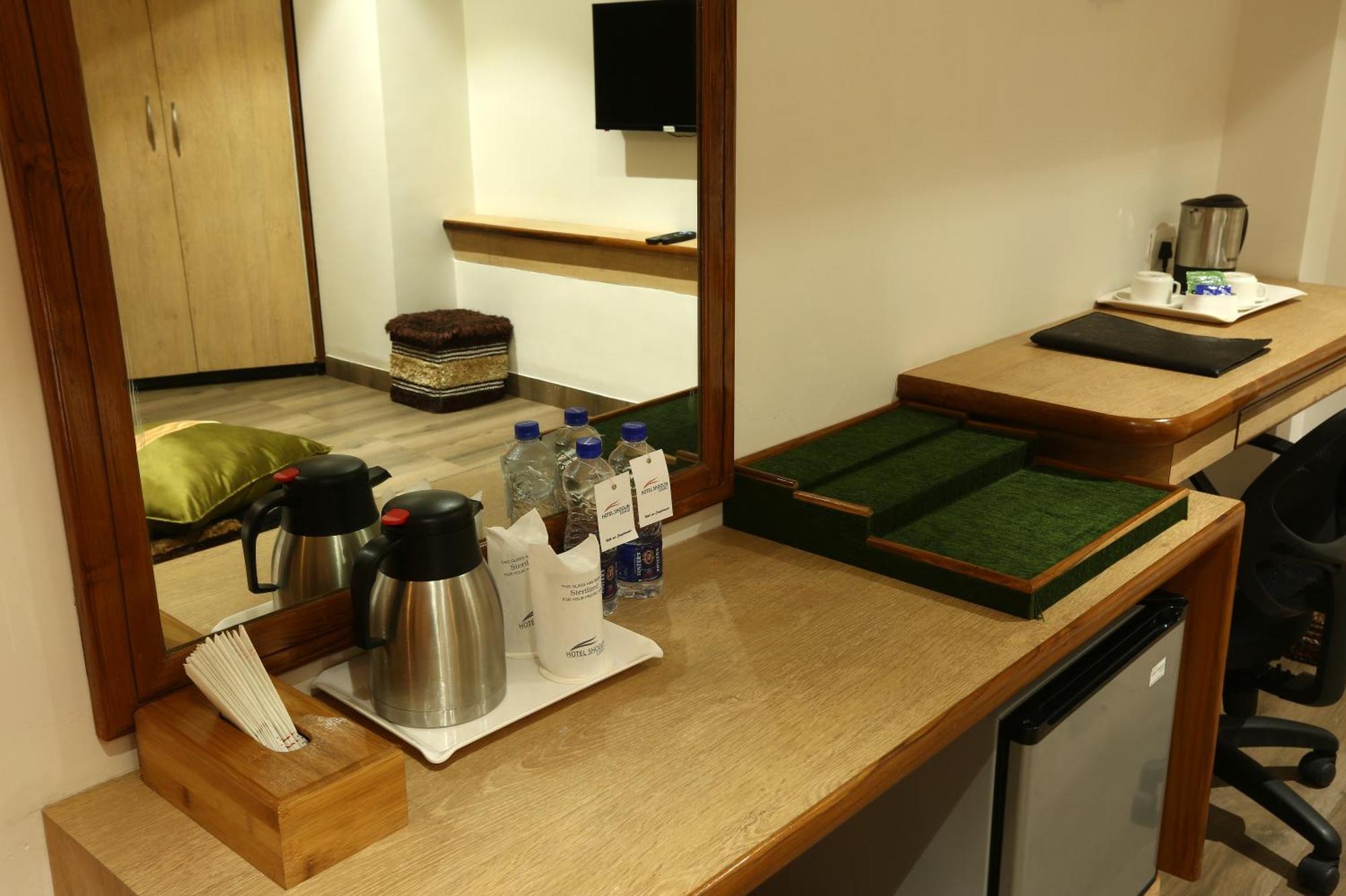 Hotel Prithvi Palace Igi Airport Delhi 뉴델리 외부 사진